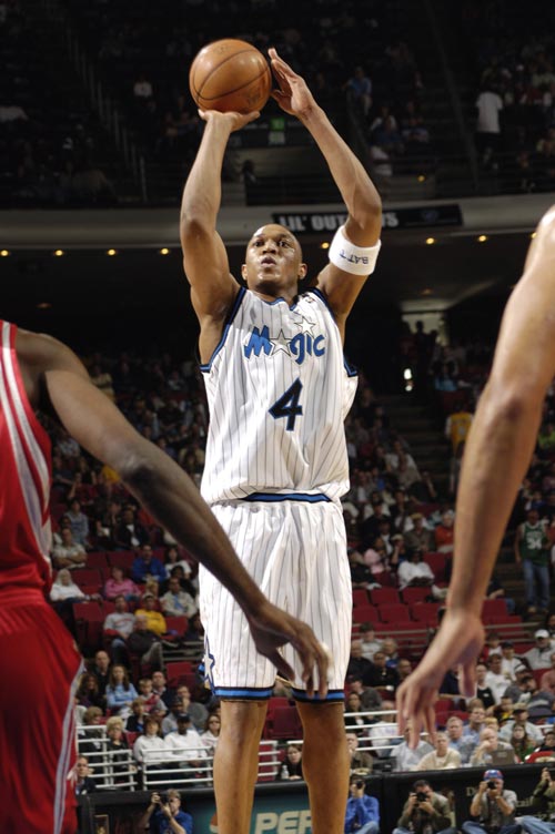 它指向中国 它指向中国